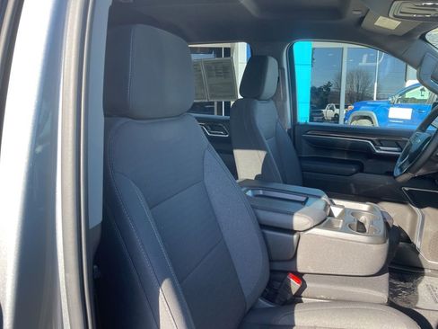Used 2025 Chevrolet Silverado 1500 LT image 27