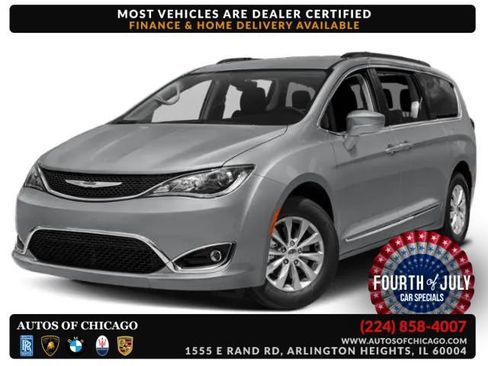 Used 2019 Chrysler Pacifica Touring-L FWD image 1