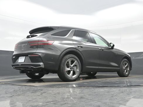 New 2026 Genesis GV70 2.5T Advanced image 17