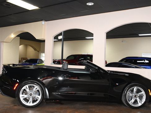 Used 2021 Chevrolet Camaro SS RWD image 52