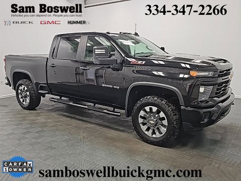 Used 2024 Chevrolet Silverado 2500 Custom w/ Custom Value Package image 1
