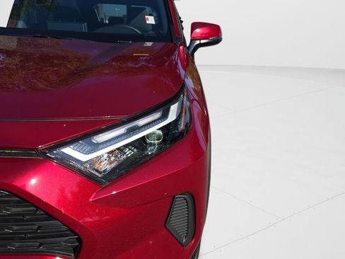 Used 2025 Toyota RAV4 XLE w/ Convenience Package image 25