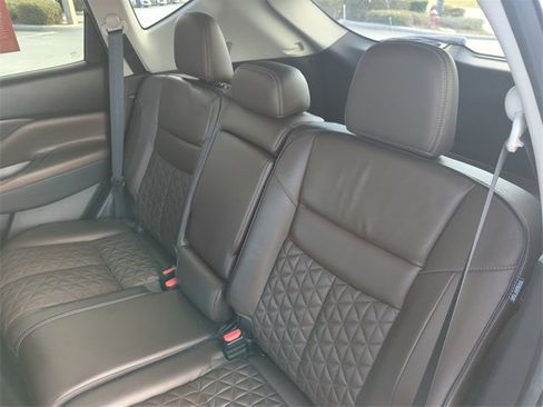 Certified 2019 Nissan Murano Platinum w/ Cargo Package image 25