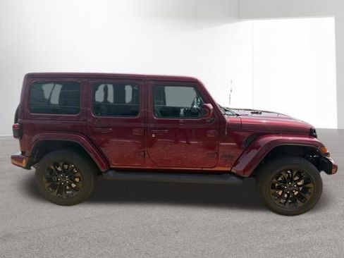 Used 2021 Jeep Wrangler Unlimited Sahara AWD/4WD image 13