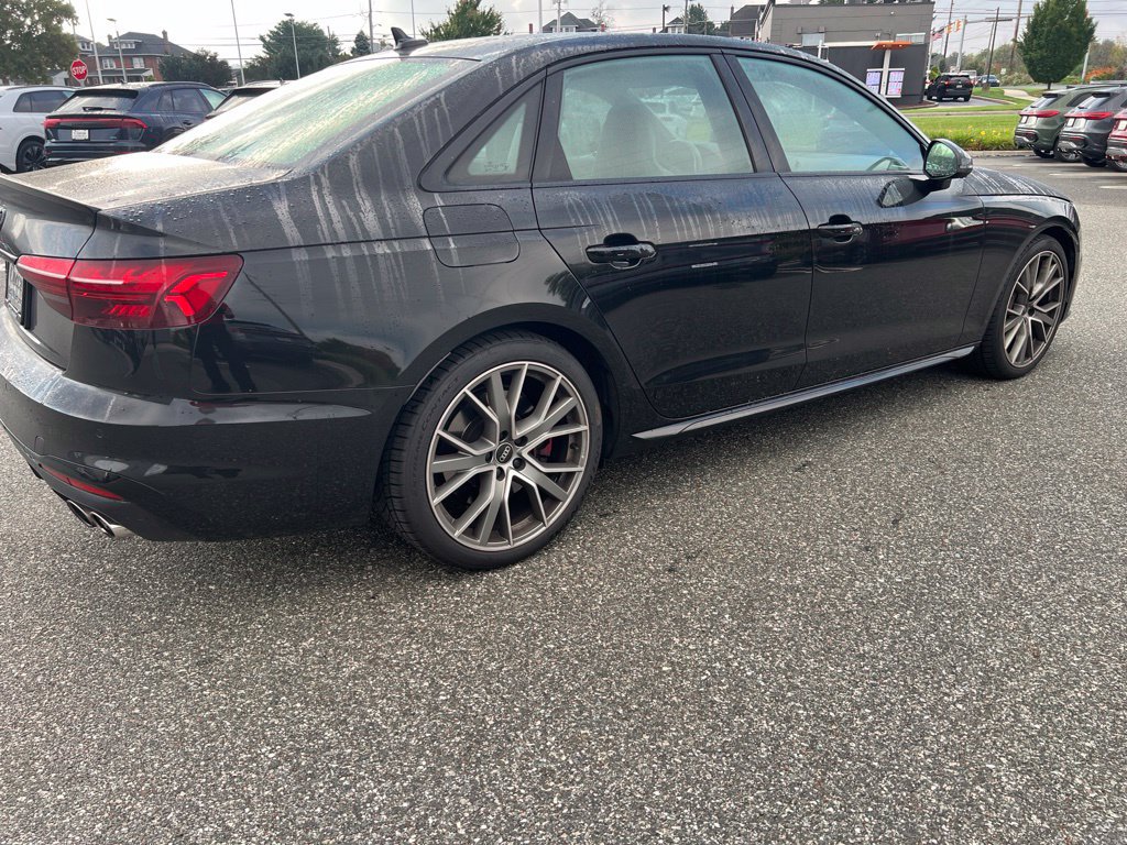 Used 2021 Audi S4 Premium Plus w/ Premium Plus Package AWD/4WD image 4