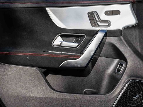 New 2024 Mercedes-Benz CLA 250 4MATIC image 22