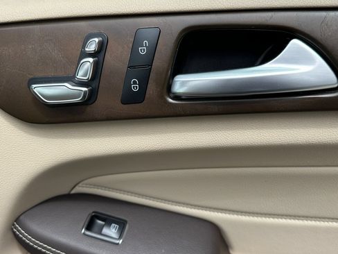 Used 2018 Mercedes-Benz GLE 350 4MATIC image 21