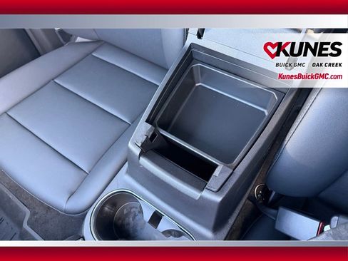 New 2026 GMC Canyon Elevation w/ Convenience Package image 21