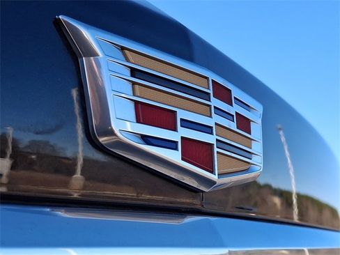 Used 2025 Cadillac XT5 Premium Luxury image 30