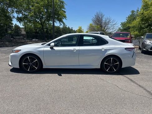Used 2020 Toyota Camry XSE FWD image 6