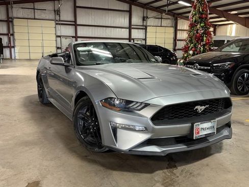 Used 2022 Ford Mustang Premium image 17