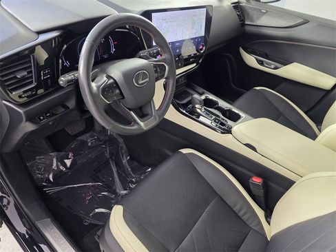 Used 2023 Lexus NX 350 AWD w/ Luxury Package image 10