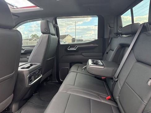 Used 2025 Chevrolet Silverado 1500 LTZ w/ LTZ Premium Package image 10