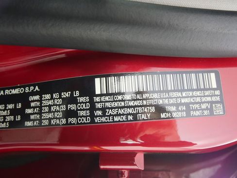 Used 2018 Alfa Romeo Stelvio Ti w/ Convenience Package image 28