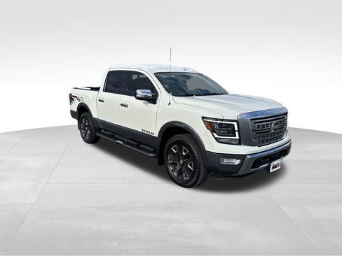 Used 2021 Nissan Titan Platinum Reserve w/ Off Road Protection Package image 8