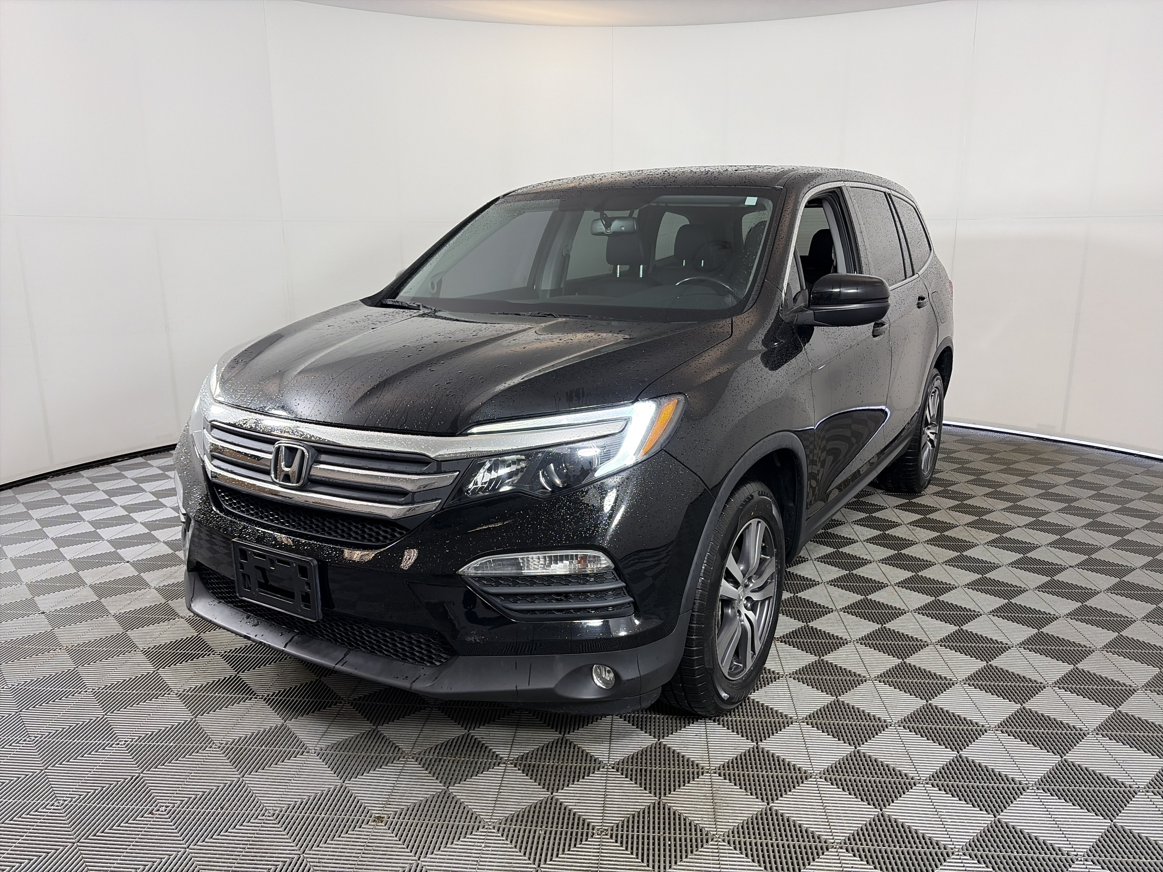 Used 2018 Honda Pilot EX-L image 2