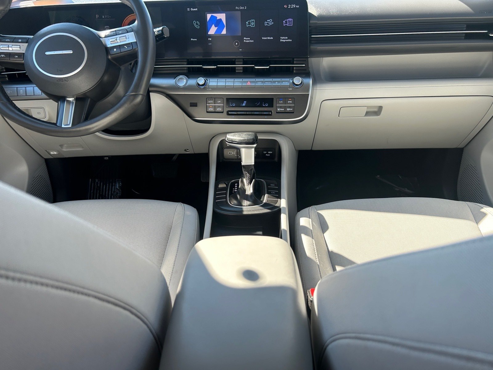 Used 2025 Hyundai Kona SEL FWD image 16