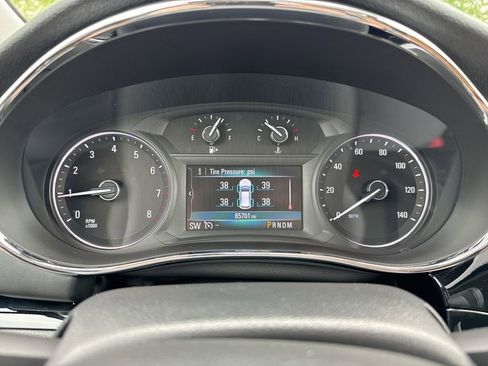 Used 2018 Buick Encore Essence w/ Experience Buick Package AWD/4WD image 12