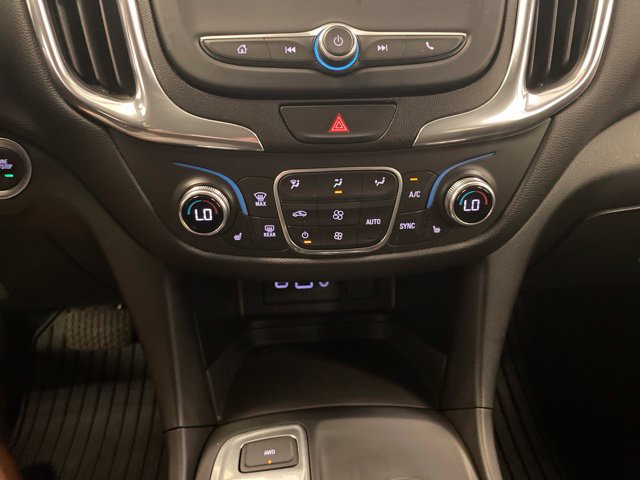 Used 2020 Chevrolet Equinox LT w/ Driver Convenience Package AWD/4WD image 12