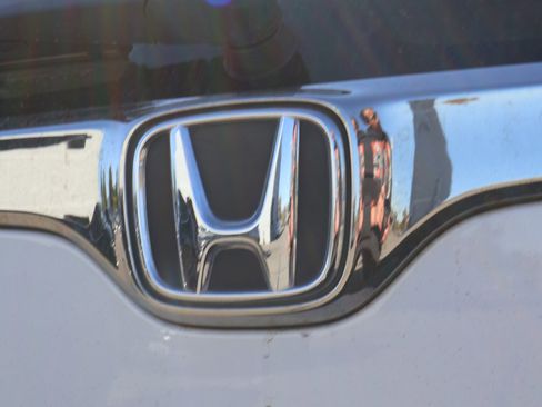 Used 2020 Honda CR-V Touring image 18