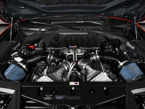 Used 2014 BMW M5 RWD image 47