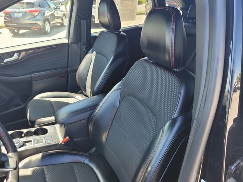 Used 2023 Ford Escape ST-Line image 10