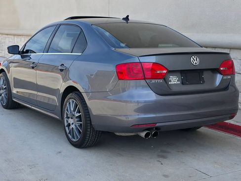 Used 2013 Volkswagen Jetta SEL image 5