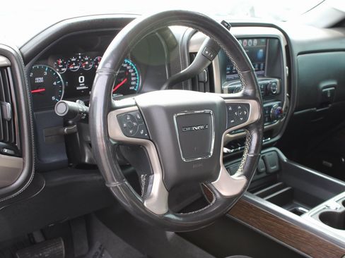 Used 2019 GMC Sierra 2500 Denali w/ Duramax Plus Package image 11