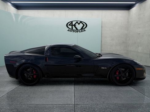 Used 2007 Chevrolet Corvette Z06 w/ Preferred Equipment Group RWD image 2