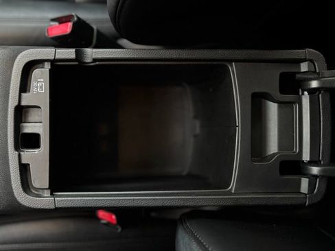 Used 2012 Jeep Grand Cherokee Laredo image 25