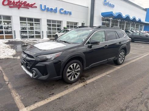 Used 2024 Subaru Outback Limited image 2