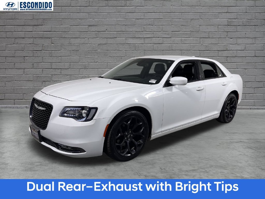 Used 2019 Chrysler 300 S RWD image 7