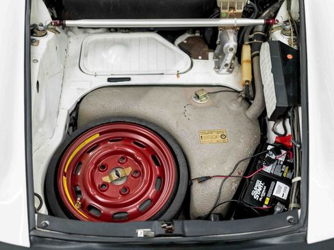 Used 1987 Porsche 911 Carrera RWD image 72