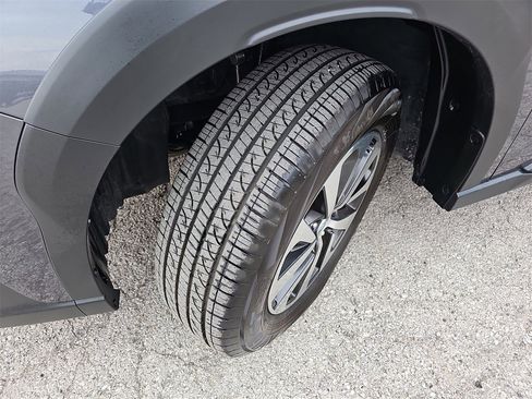 Certified 2025 Subaru Outback Premium w/ Popular Package #1A image 34