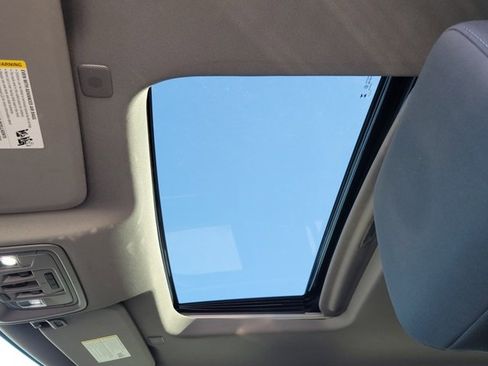 Used 2023 Chevrolet Silverado 1500 RST w/ Rally Edition image 14