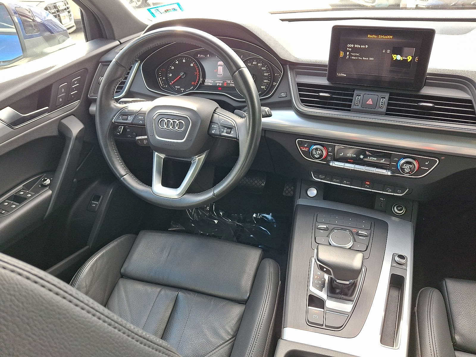 Used 2020 Audi Q5 2.0T Premium w/ Titanium Sport Package AWD/4WD image 15