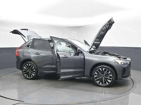 New 2026 Volvo XC60 T8 Ultra w/ Protection Package Premier AWD/4WD image 55