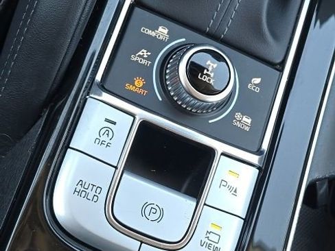 Used 2022 Kia Telluride SX w/ SX Prestige Package image 42