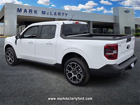 New 2026 Ford Maverick Lariat image 3
