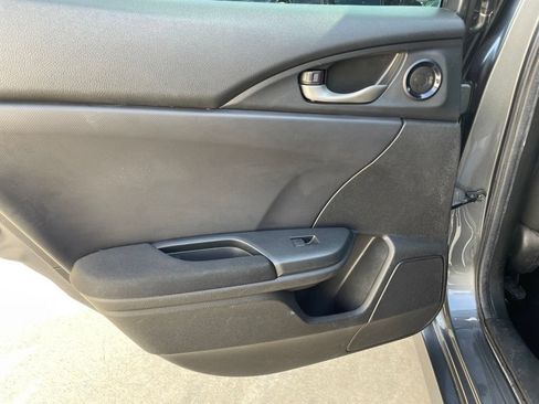 Used 2019 Honda Civic EX image 19