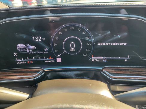 Certified 2023 Cadillac Escalade Premium Luxury w/ LPO, Radiant Package image 14