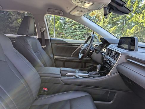 Used 2021 Lexus RX 350L AWD w/ Accessory Package image 17