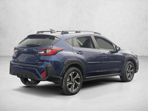 Used 2024 Subaru Crosstrek 2.0i Premium image 4