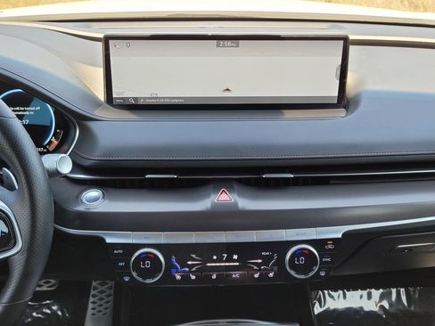 Used 2024 Genesis G80 2.5T w/ Sport Prestige Package image 18