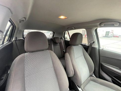 Used 2020 Chevrolet Trax LS w/ Tint and Cruise Package image 4