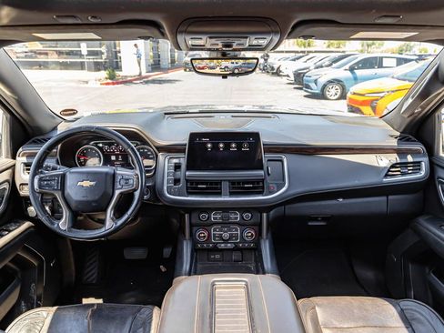 Used 2021 Chevrolet Tahoe High Country w/ Premium Package AWD/4WD image 12