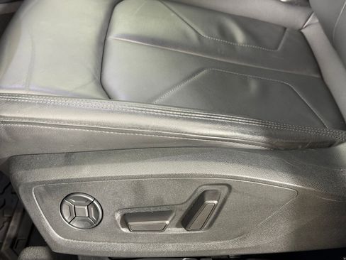 Used 2023 Audi Q3 2.0T Premium Plus image 14