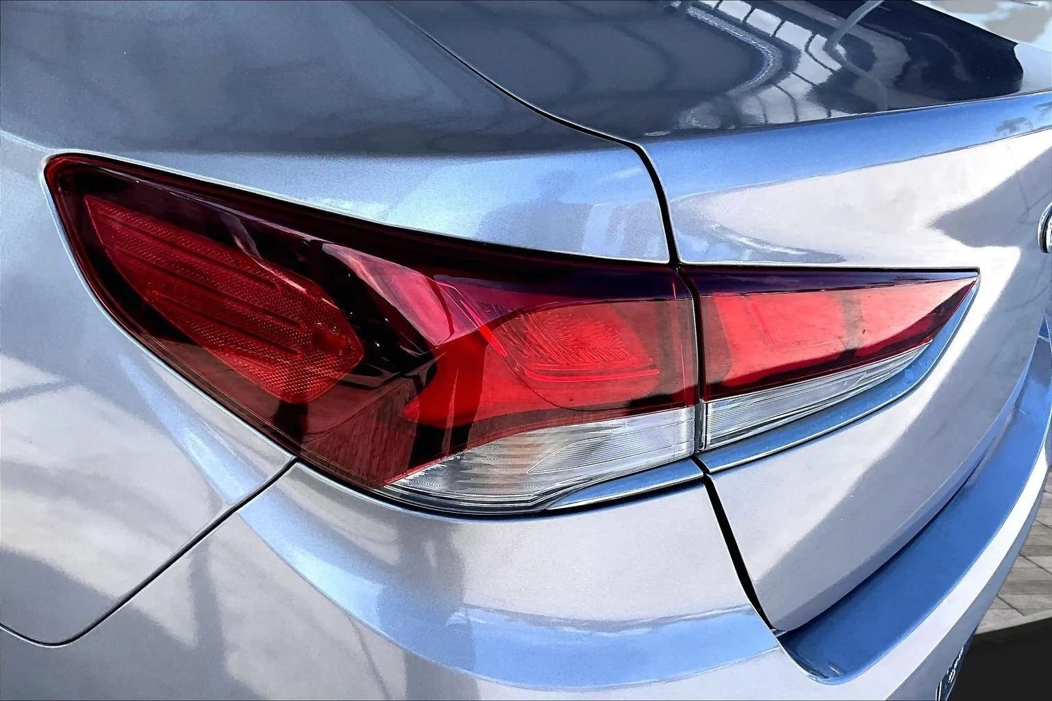 Used 2018 Hyundai Sonata Limited FWD image 20