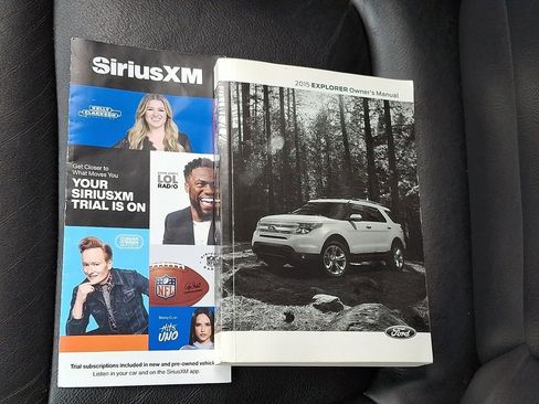 Used 2015 Ford Explorer XLT w/ Equipment Group 202A image 32