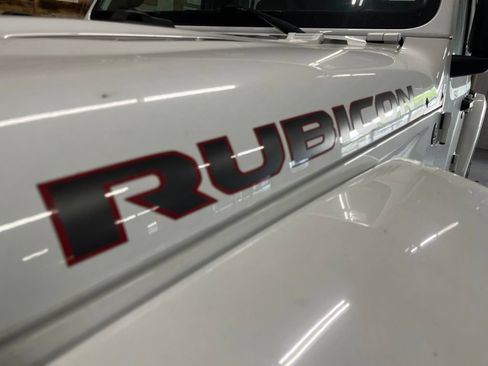 Used 2022 Jeep Wrangler Unlimited Rubicon w/ Steel Bumper Group AWD/4WD image 7